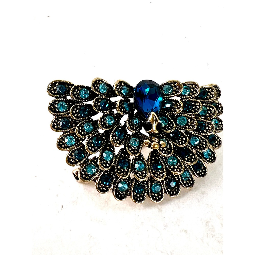 Vintage Style Peacock Brooch Blue Teal Rhinestone Gold Tone Bird Pin Accessory